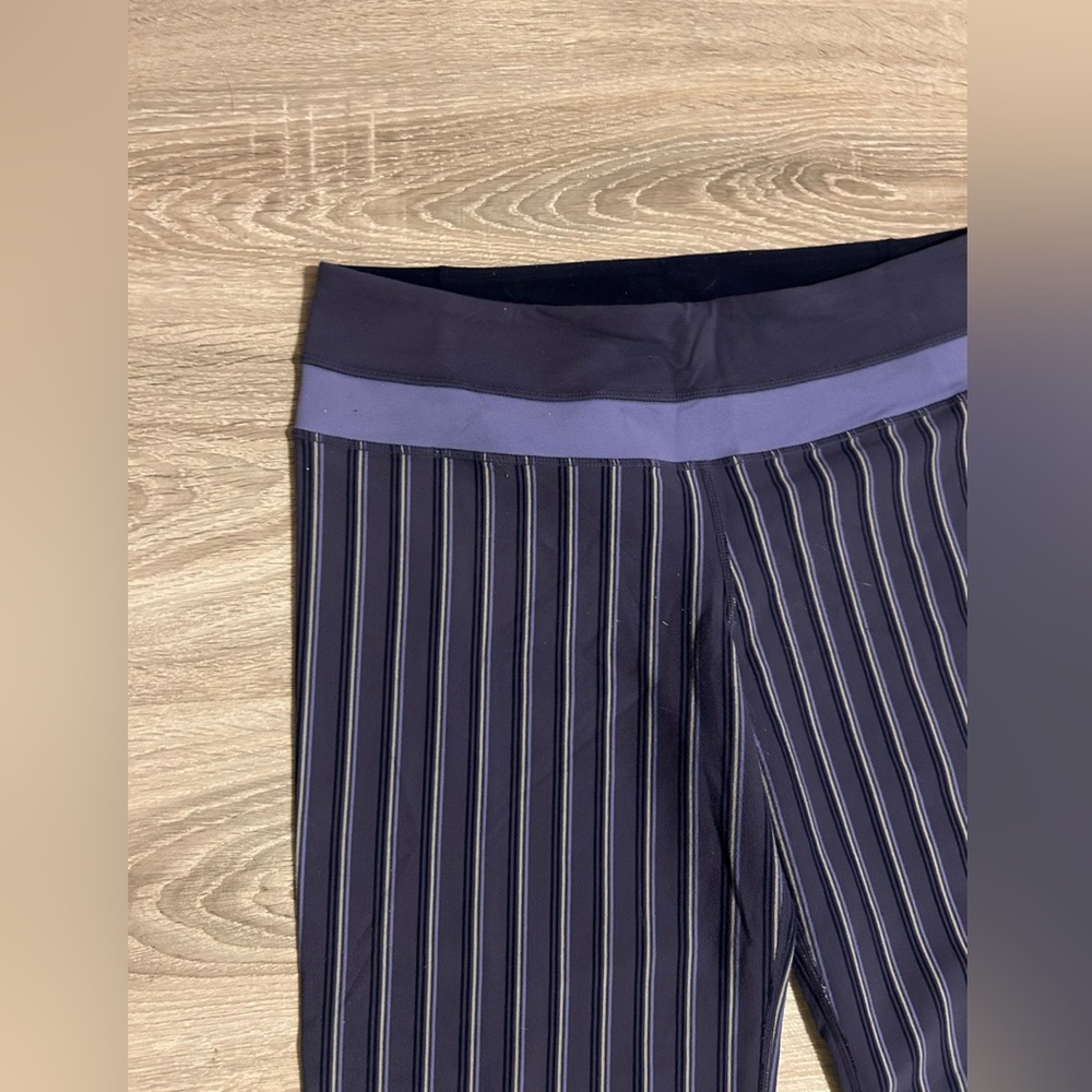 Lululemon Groove Pant III - Purple/Blue Pinstripe - Reversible - Picture 3 of 7